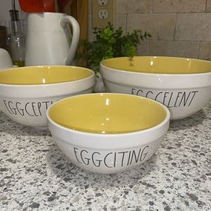 Rae Dunn 3 pc Mixing Bowl Set